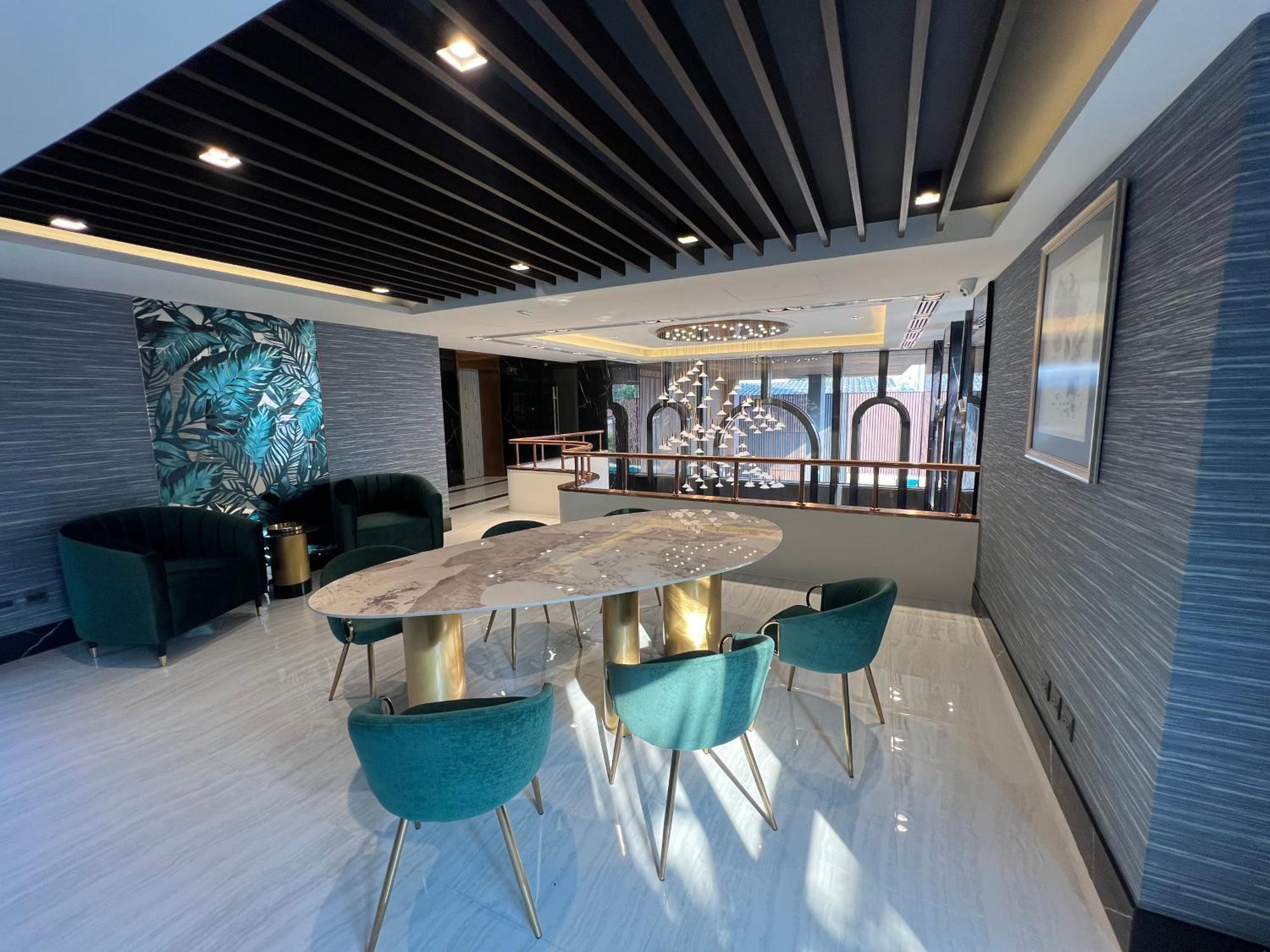 Arni Skye Hotel กรุงเทพมหานคร ภายนอก รูปภาพ