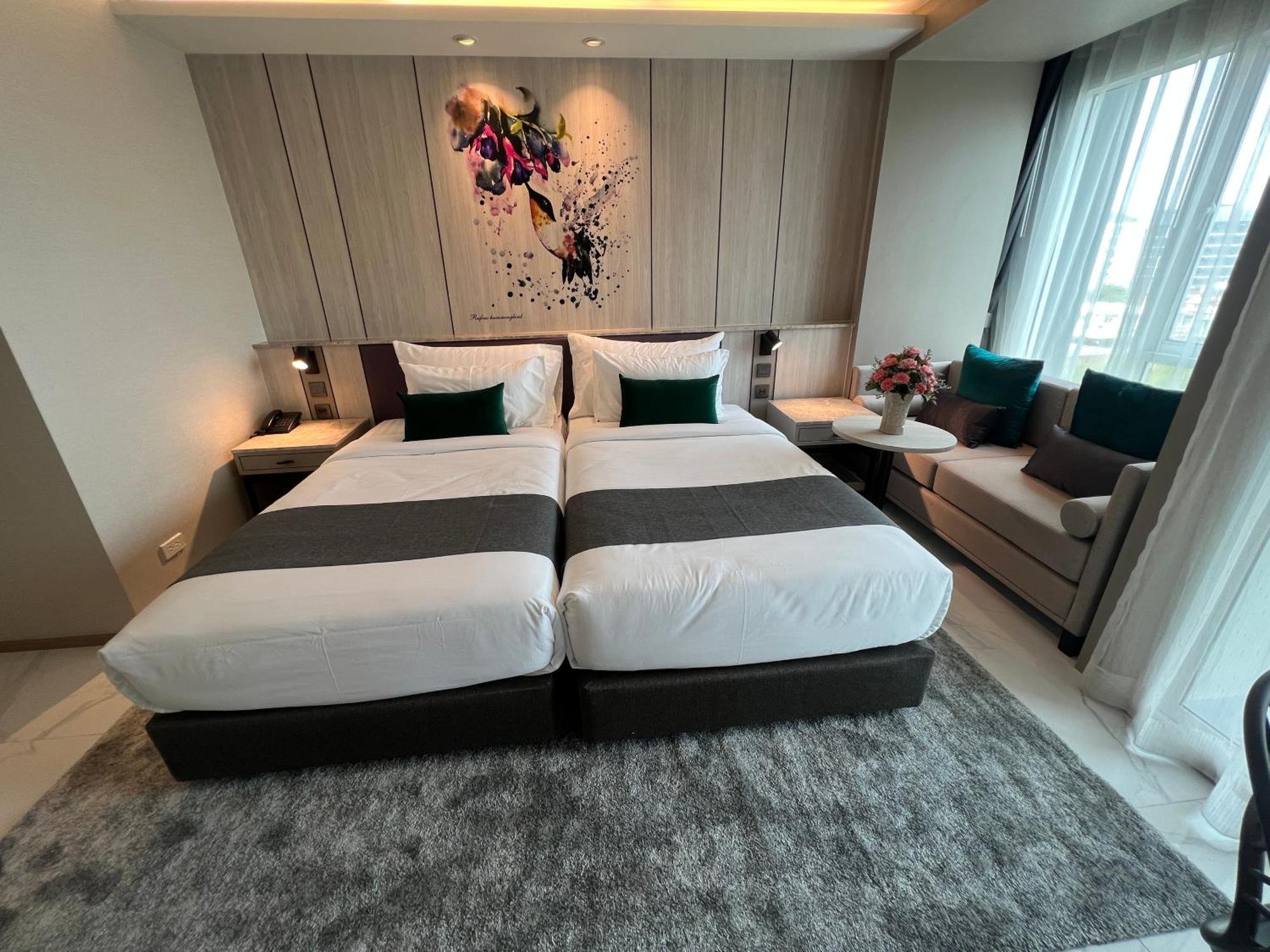 Arni Skye Hotel กรุงเทพมหานคร ภายนอก รูปภาพ