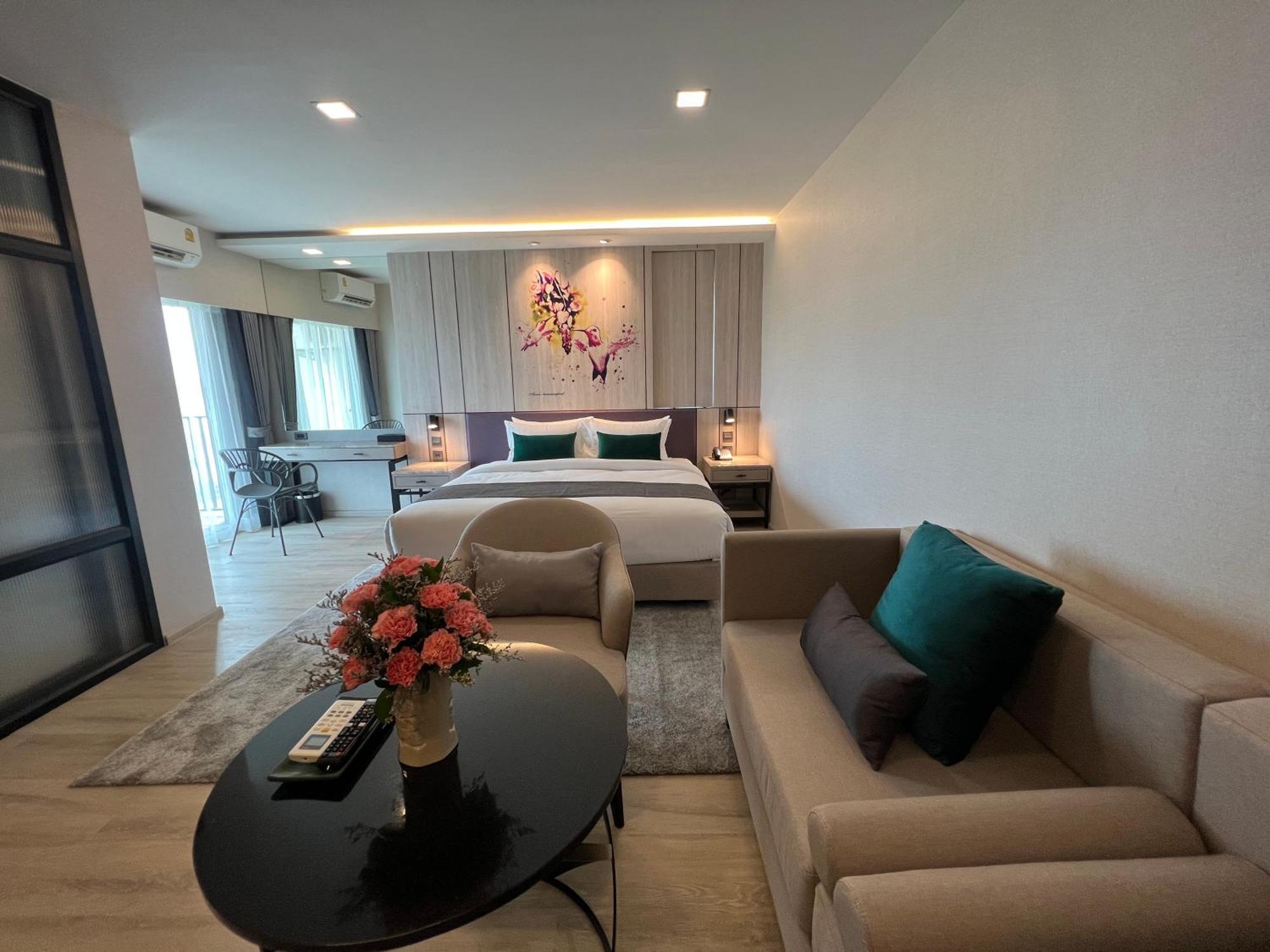 Arni Skye Hotel กรุงเทพมหานคร ภายนอก รูปภาพ